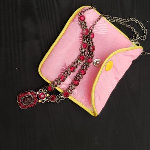 🍁Vintage Victorian Style Ruby Rhinestone Necklace and Earring Set.